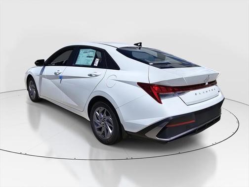 2025 Hyundai ELANTRA HEV Blue