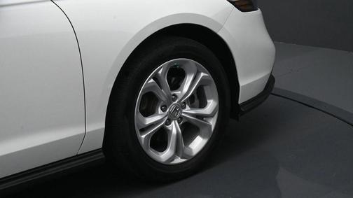 Platinum White Pearl 2024 Honda Accord LX 1.5T