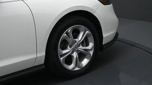 Platinum White Pearl 2024 Honda Accord LX 1.5T