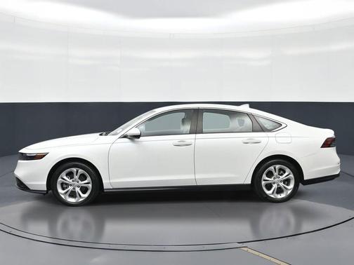 Platinum White Pearl 2024 Honda Accord LX 1.5T