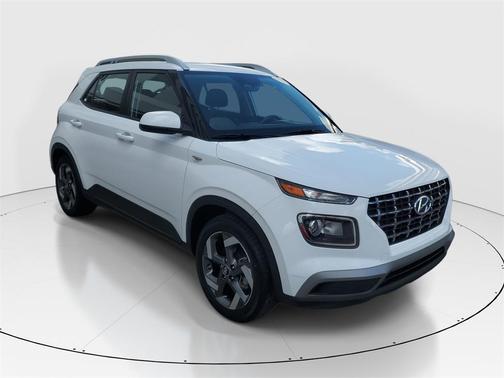 2023 Hyundai VENUE SEL