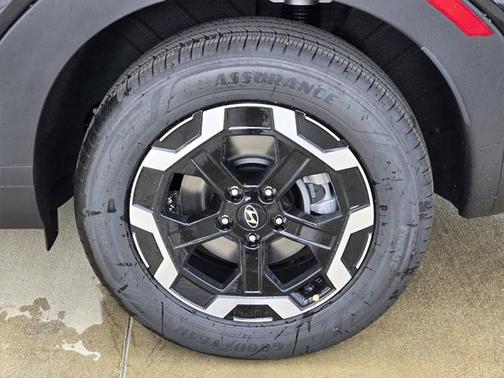 2025 Hyundai SANTA FE SE