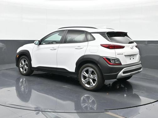 Lunar White 2023 Hyundai KONA SEL