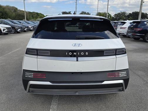 2026 Hyundai IONIQ 5 SEL