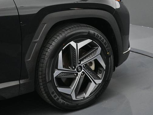 Phantom Black 2023 Hyundai TUCSON SEL