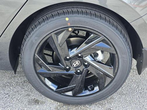 Amazon Gray 2026 Hyundai ELANTRA Sport