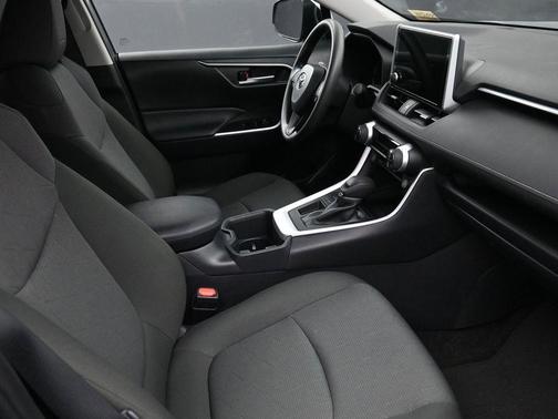 Magnetic Gray Metallic 2025 Toyota RAV4 XLE