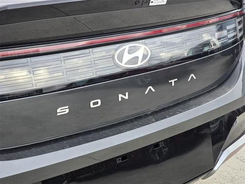 2026 Hyundai SONATA SEL