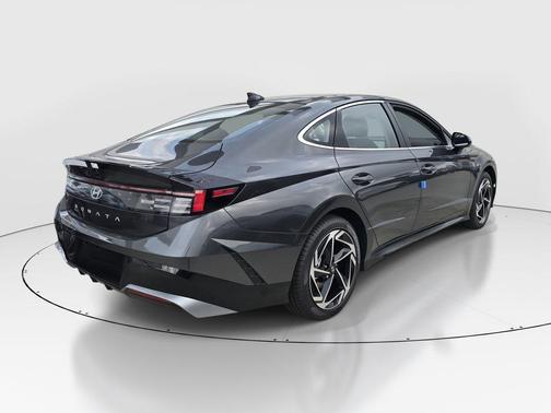 2026 Hyundai SONATA SEL