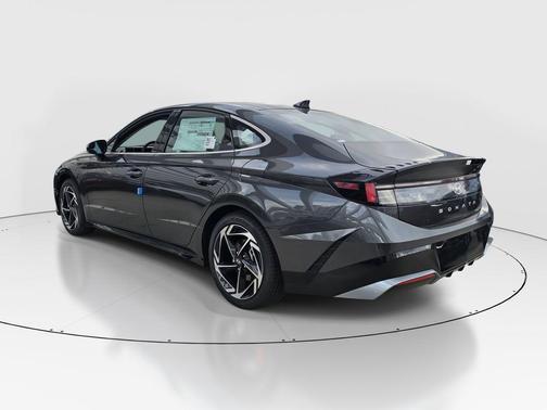 2026 Hyundai SONATA SEL