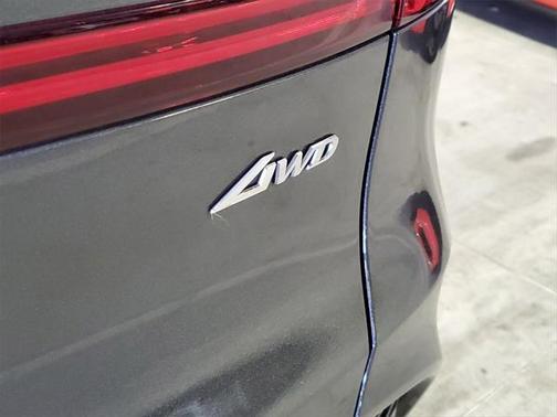 2022 Genesis GV70 2.5T AWD