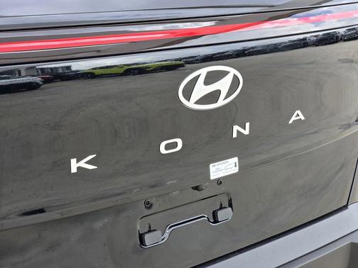 2025 Hyundai KONA SEL Convenience