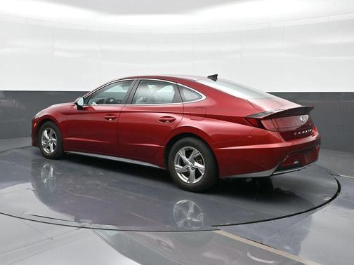 Ultimate Red 2023 Hyundai SONATA SE