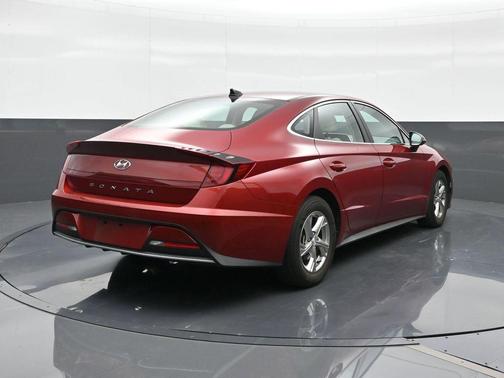 Ultimate Red 2023 Hyundai SONATA SE
