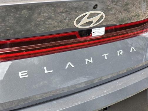 2025 Hyundai ELANTRA HEV Blue