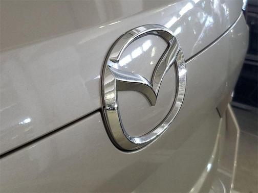 2024 Mazda CX-5 2.5 S Preferred Package