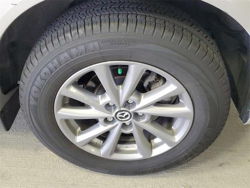 2024 Mazda CX-5 2.5 S Preferred Package