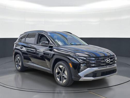 Phantom Black 2026 Hyundai TUCSON SEL Premium