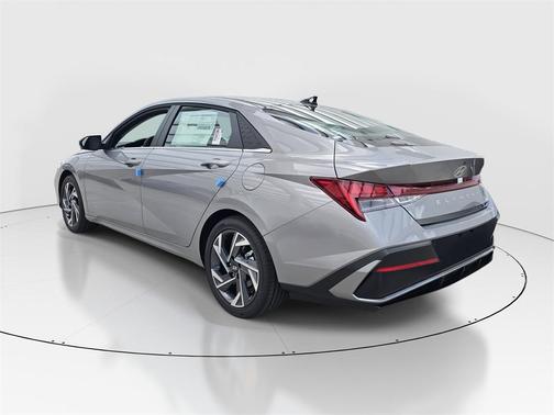 2026 Hyundai ELANTRA HEV Limited