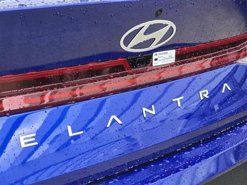 2025 Hyundai ELANTRA HEV Blue