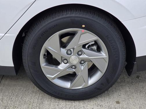 Serenity White 2026 Hyundai SONATA SE