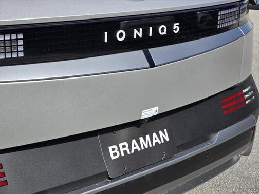 2025 Hyundai IONIQ 5 SEL
