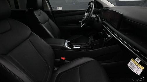Phantom Black 2025 Hyundai TUCSON SEL Convenience