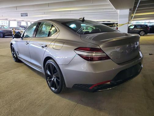 2023 Genesis G70 2.0T AWD