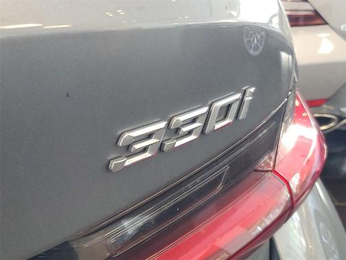2023 BMW 330 330i