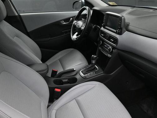 Sonic Silver 2020 Hyundai KONA Limited