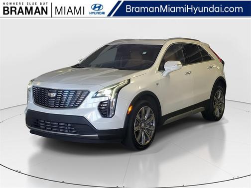 2023 Cadillac XT4 Premium Luxury