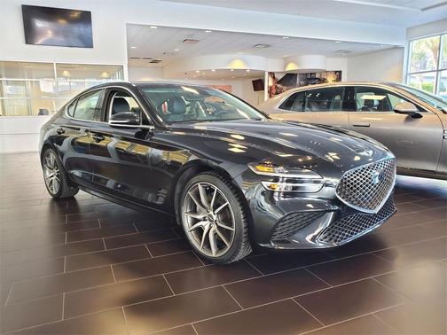 2023 Genesis G70 3.3T RWD
