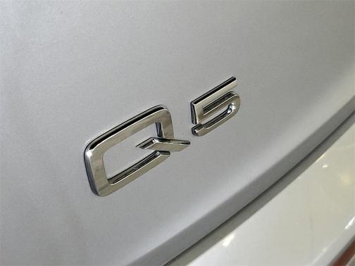 2021 Audi Q5 45 Premium Plus