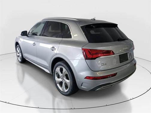 2021 Audi Q5 45 Premium Plus