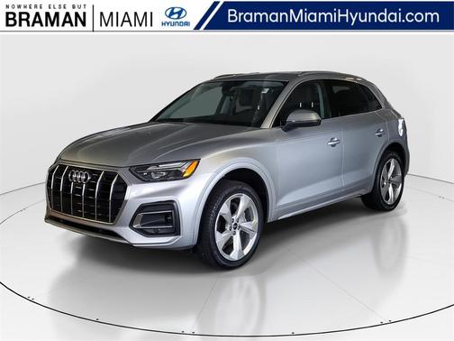 2021 Audi Q5 45 Premium Plus