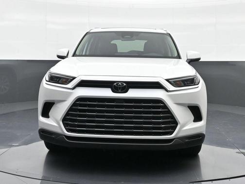 Wind Chill Pearl 2026 Toyota Grand Highlander XLE