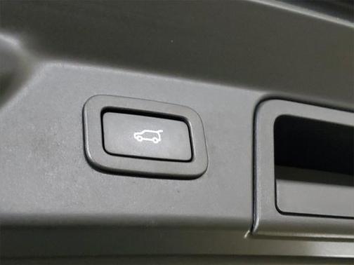 2019 Land Rover Range Rover Velar P380 S