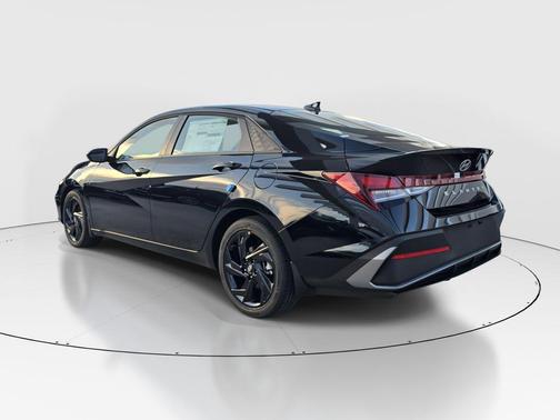 Abyss Black 2026 Hyundai ELANTRA Sport