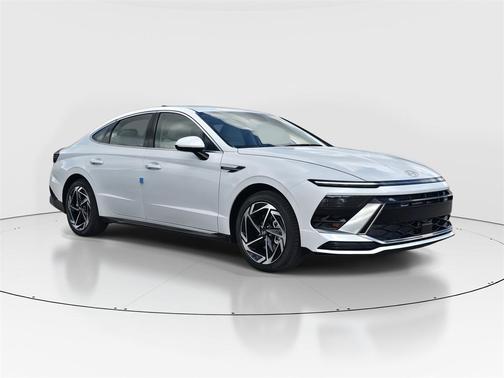 2026 Hyundai SONATA SEL