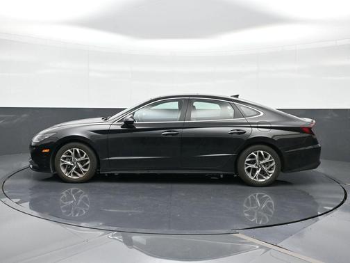 Onyx Black 2023 Hyundai SONATA SEL