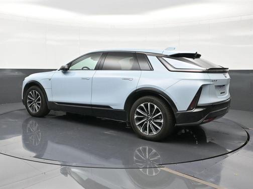 Nimbus Metallic 2024 Cadillac LYRIQ Sport