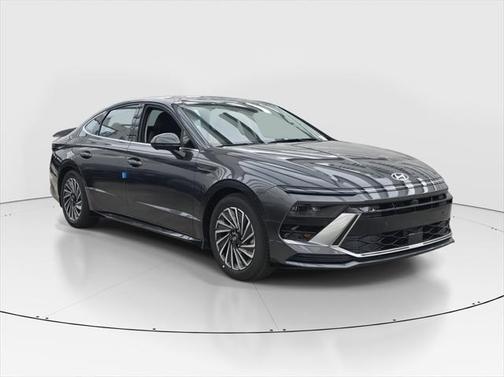 2025 Hyundai SONATA Hybrid SE