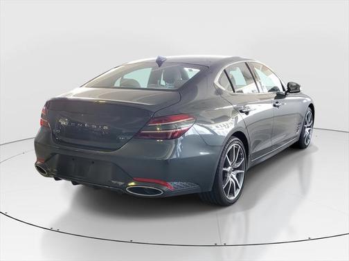 2023 Genesis G70 3.3T RWD
