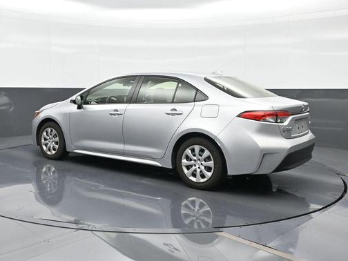 Classic Silver Metallic 2023 Toyota Corolla LE