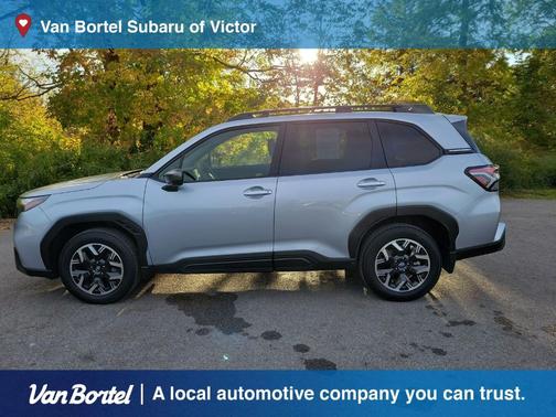 2025 Subaru Forester Premium