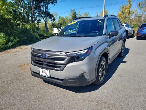2025 Subaru Forester Premium