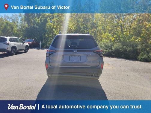 2025 Subaru Forester Premium