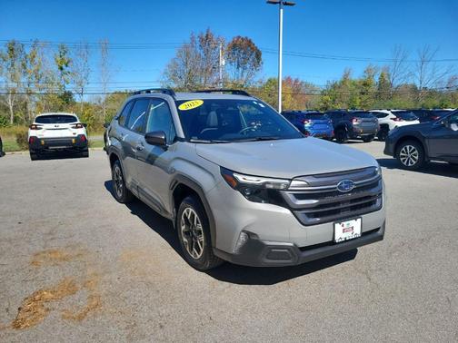 2025 Subaru Forester Premium
