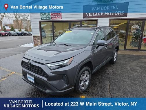 2023 Toyota RAV4 XLE