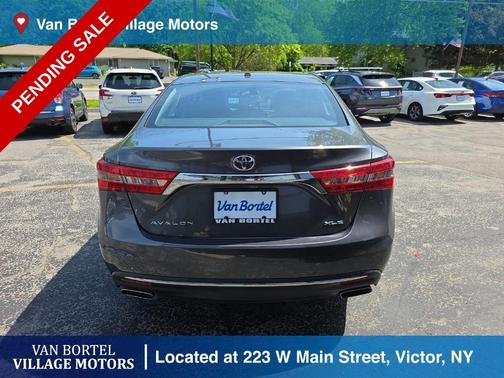 2018 Toyota Avalon XLE